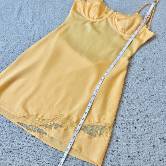Meshki Satin Lace Slip Mini Dress Joslyn Lemon Yellow size L - Picture 7 of 11